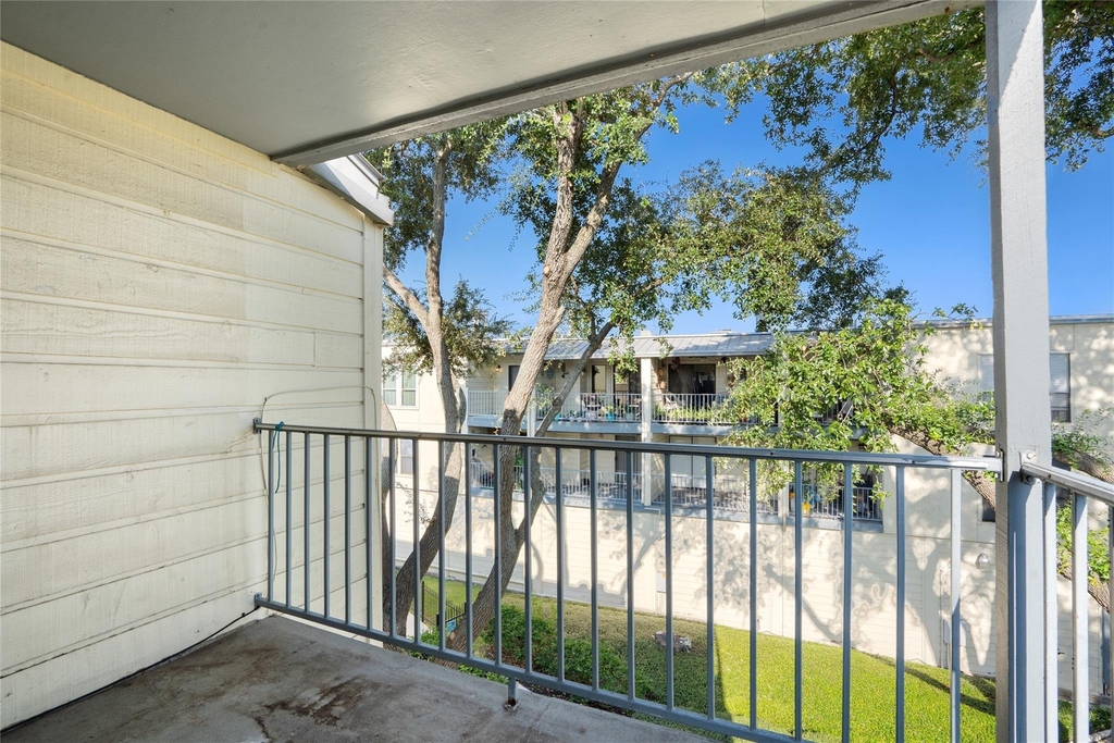 4001 Nasa Parkway - Photo 1