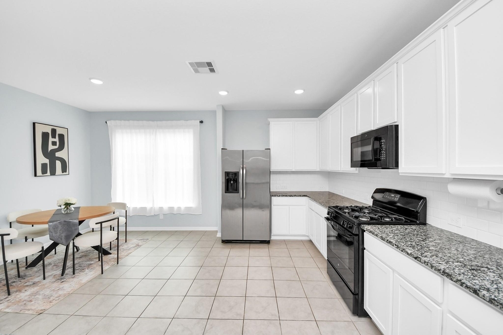 208 Salange Lane - Photo 18