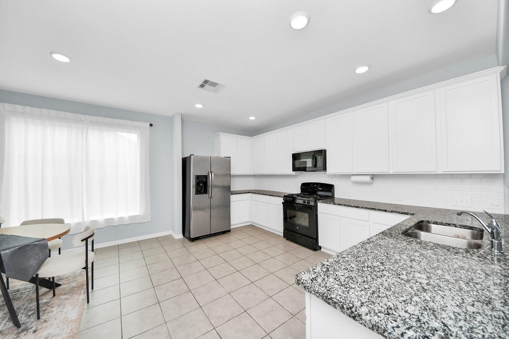 208 Salange Lane - Photo 17