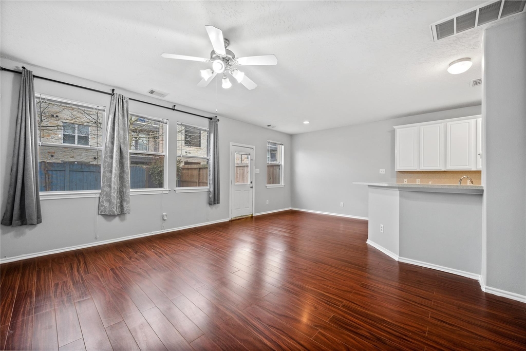 8912 Elm Drake Lane - Photo 3