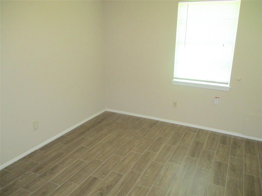 23119 Banquo Drive - Photo 9