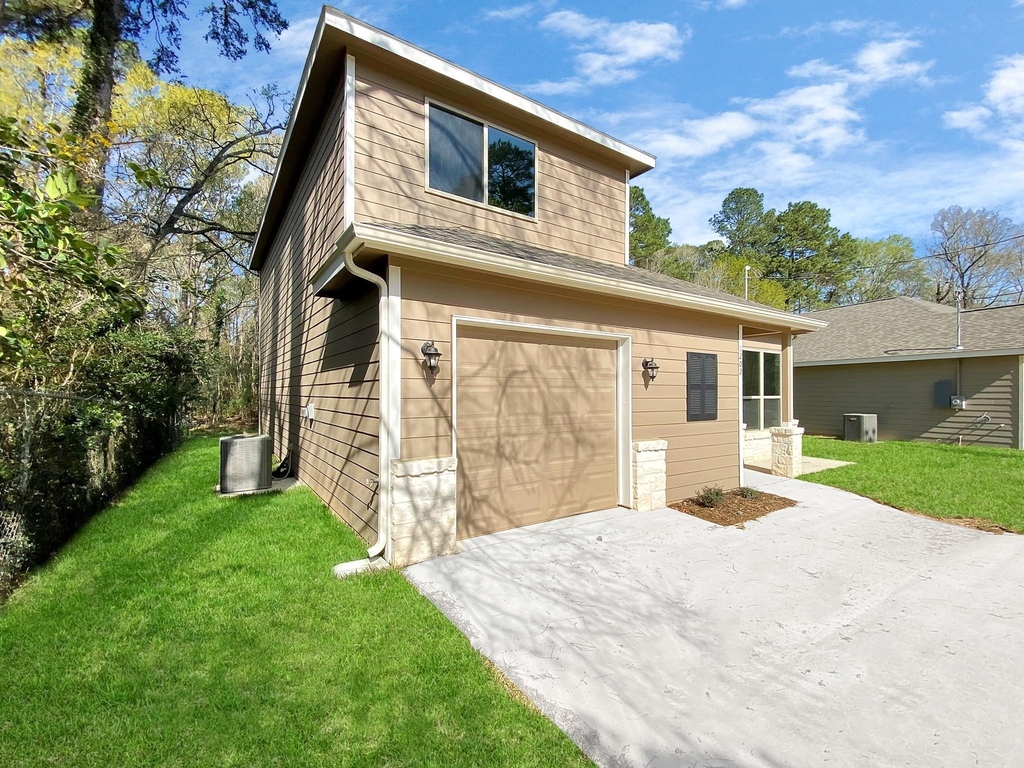 1202 Saint Lawrence River Road - Photo 2
