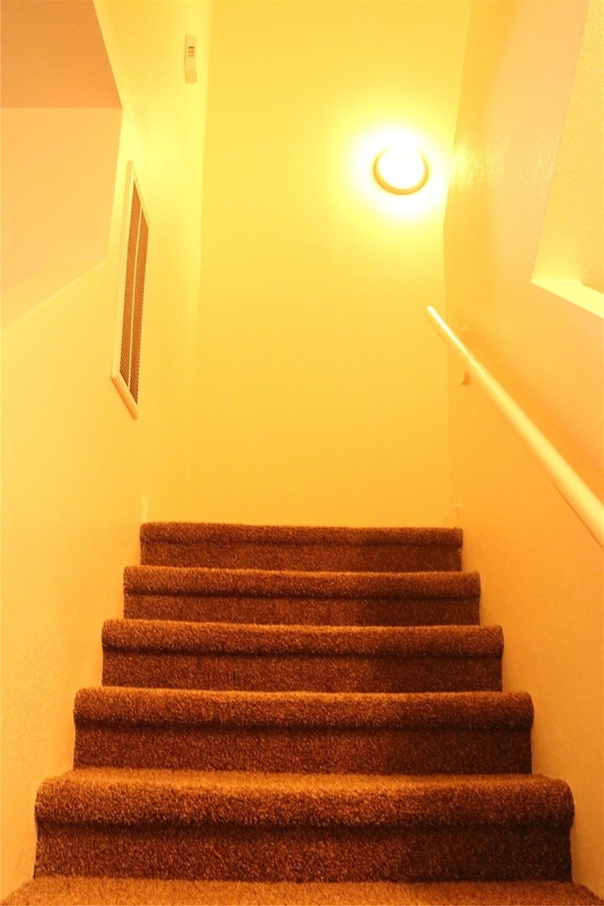 10535 Mills Road - Photo 32