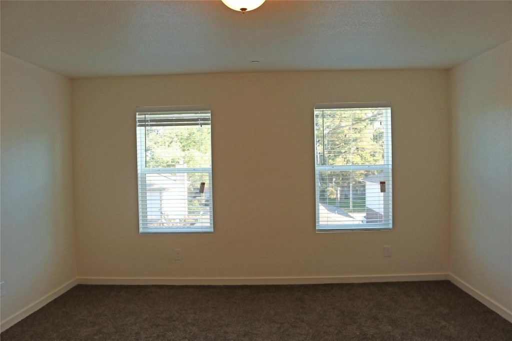 10535 Mills Road - Photo 42
