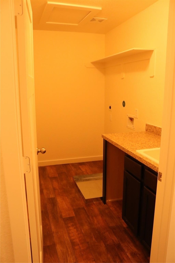 10535 Mills Road - Photo 45