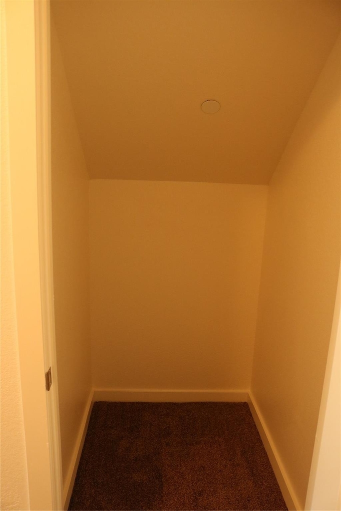 10535 Mills Road - Photo 8