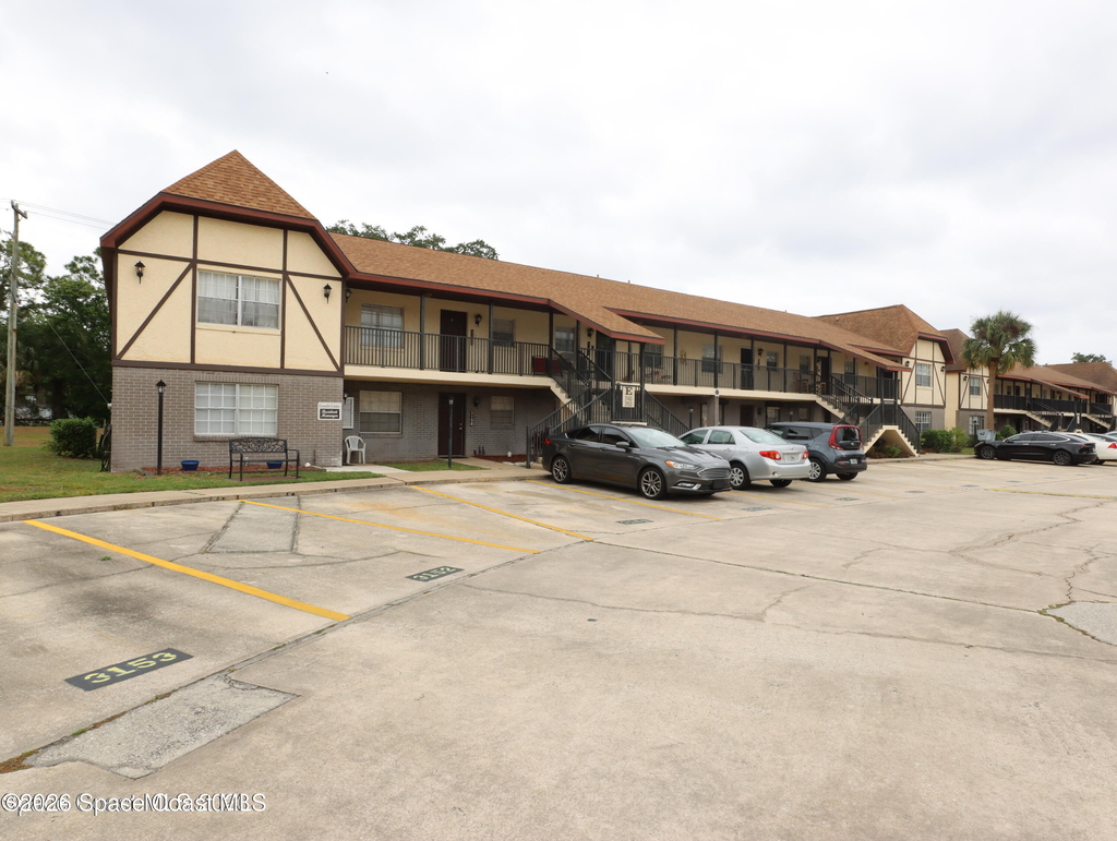 3147 Sir Hamilton Circle - Photo 1