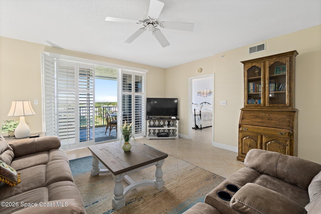 601 Shorewood Drive - Photo 14