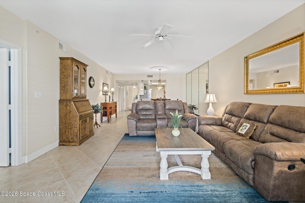 601 Shorewood Drive - Photo 15