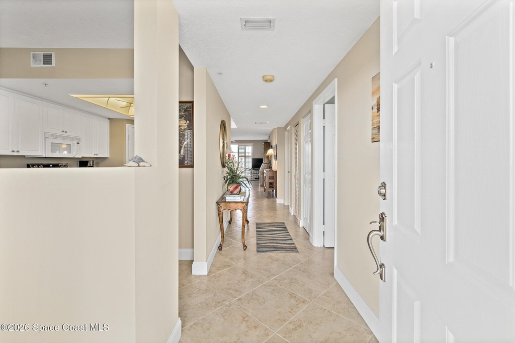 601 Shorewood Drive - Photo 2