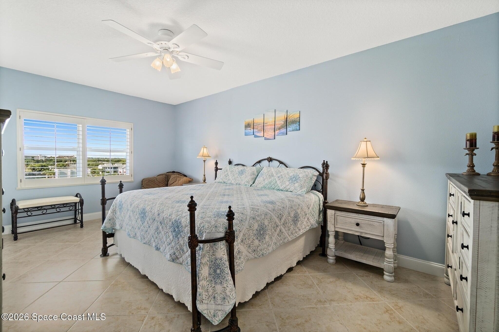 601 Shorewood Drive - Photo 16