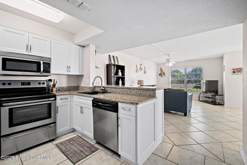 4570 Ocean Beach Boulevard - Photo 3