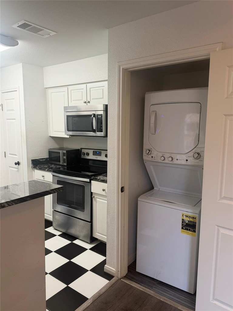 3600 Jeanetta Street - Photo 4