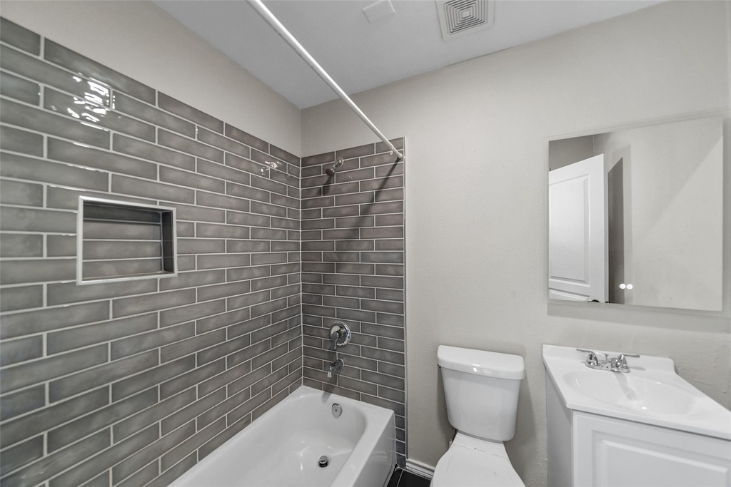 7019 Sur Court - Photo 16