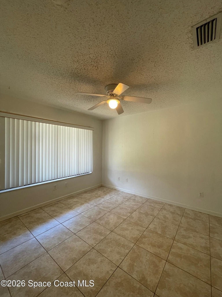 997 Mariposa Drive Ne - Photo 9