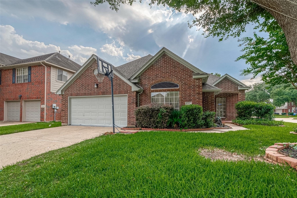 7302 Colony View Lane - Photo 2