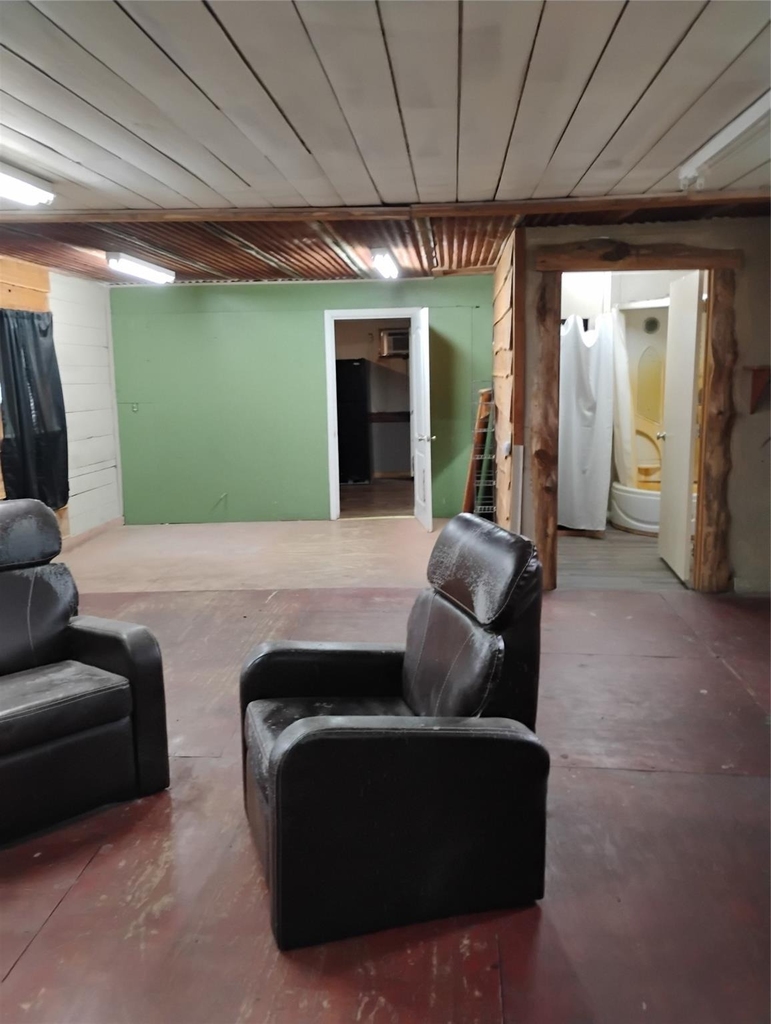 6759 Highway 105 E - Photo 2