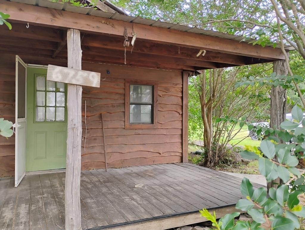 6759 Highway 105 E - Photo 7