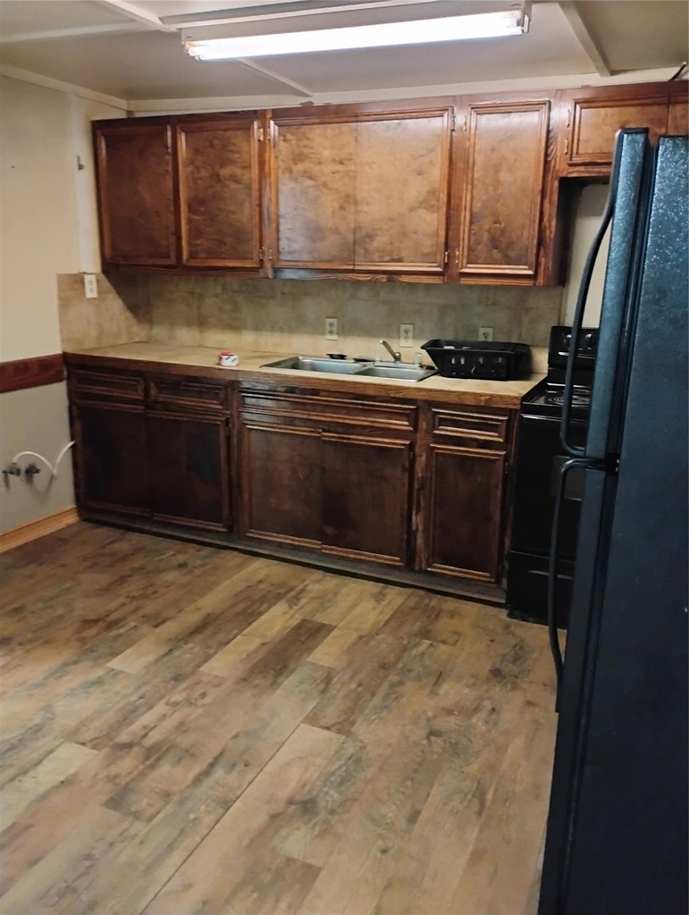 6759 Highway 105 E - Photo 4