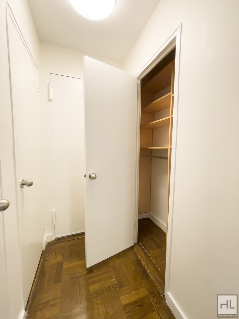 East 63 Street - Photo 8