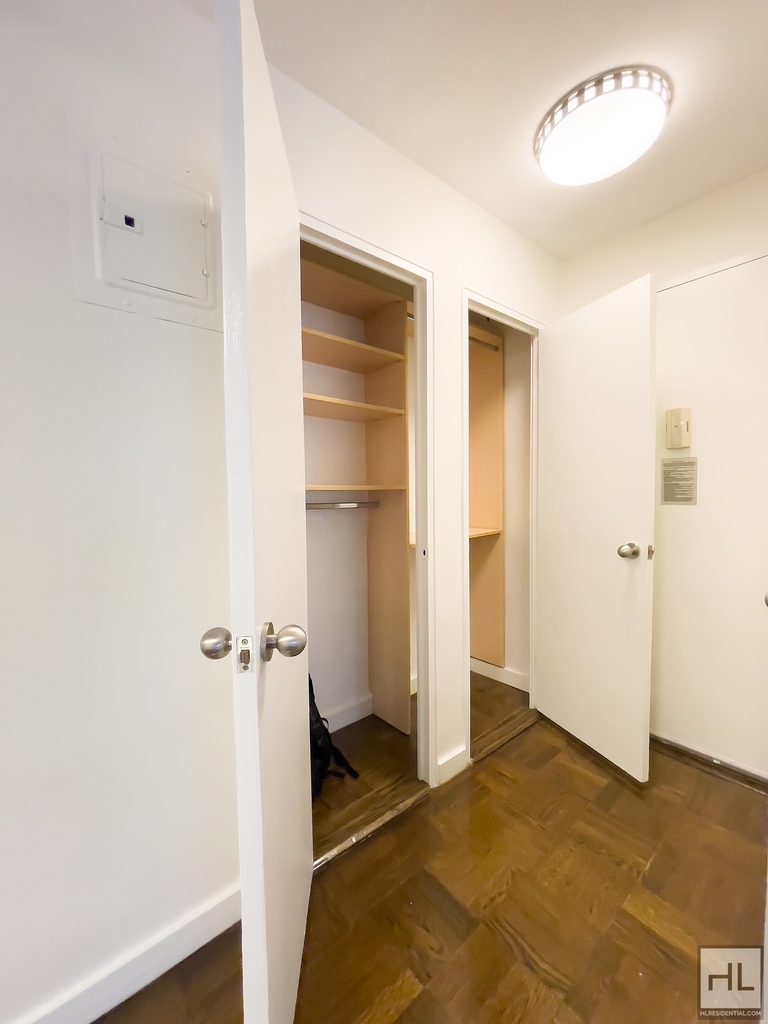 East 63 Street - Photo 9