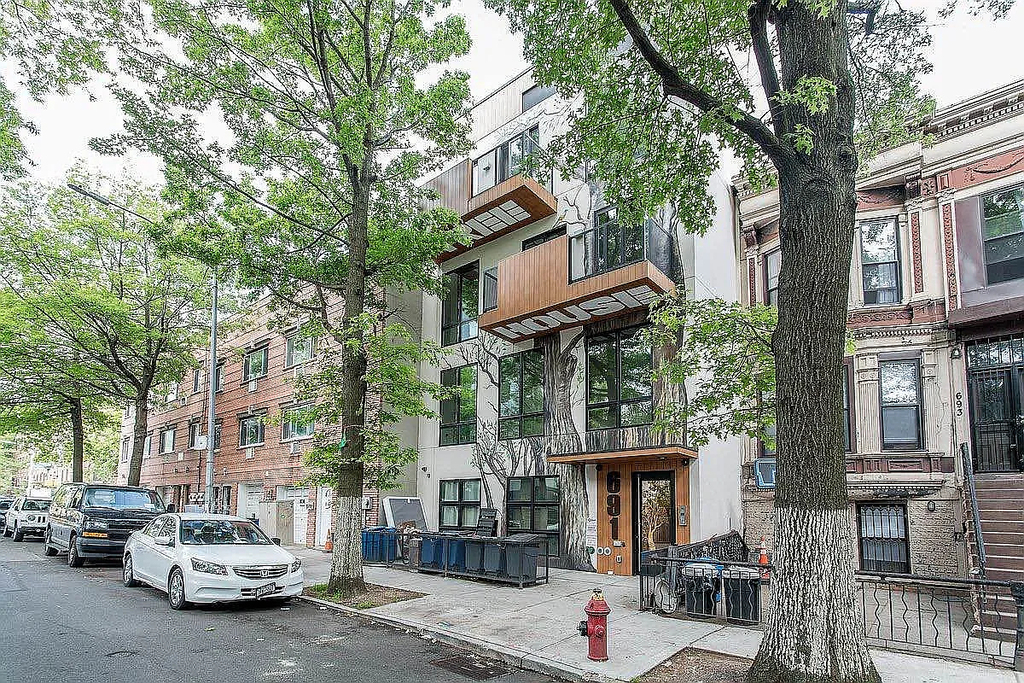 691 Chauncey Street - Photo 11