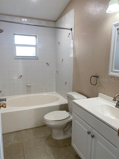 2780 Cypress Drive - Photo 4