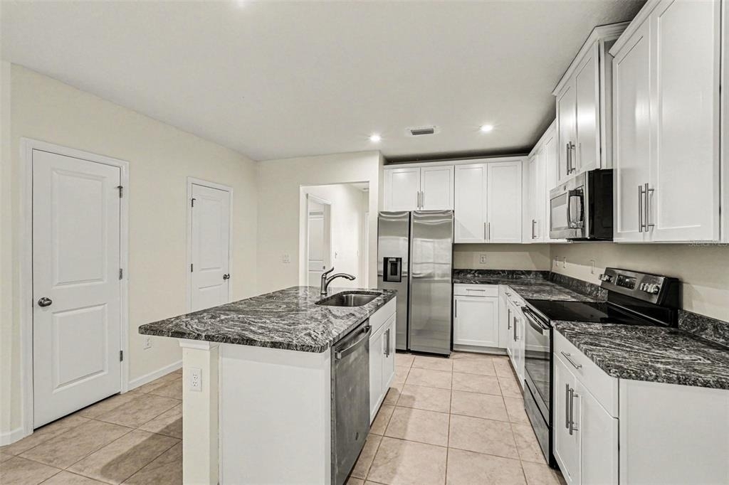 18267 Turning Leaf Circle - Photo 8