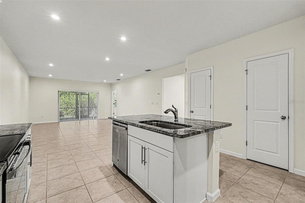 18267 Turning Leaf Circle - Photo 9