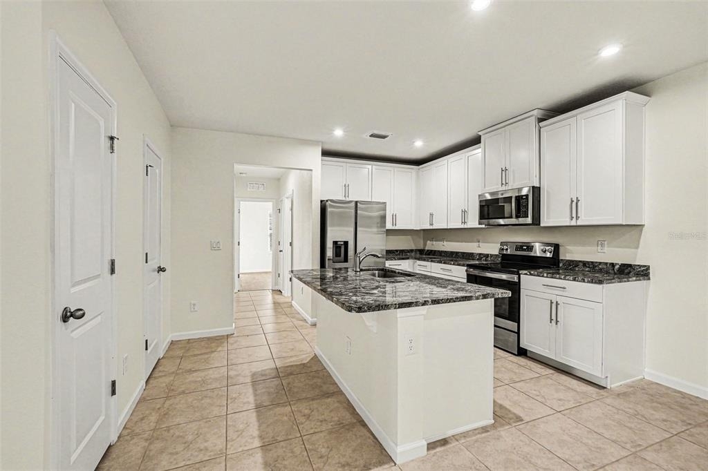 18267 Turning Leaf Circle - Photo 10