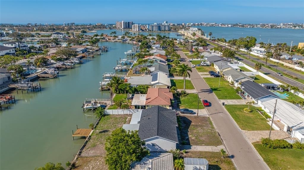 7930 Causeway Boulevard S - Photo 3