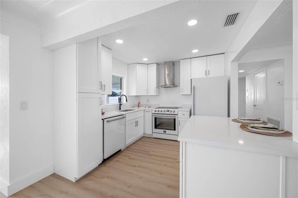 7930 Causeway Boulevard S - Photo 16