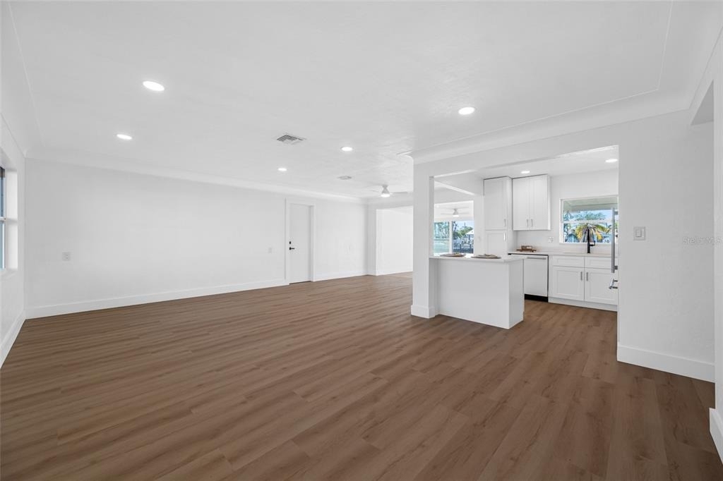 7930 Causeway Boulevard S - Photo 8
