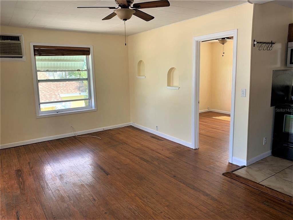 61 81st Avenue - Photo 18