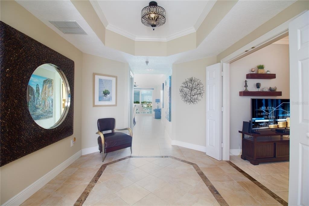 8041 Sailboat Key Boulevard S - Photo 3