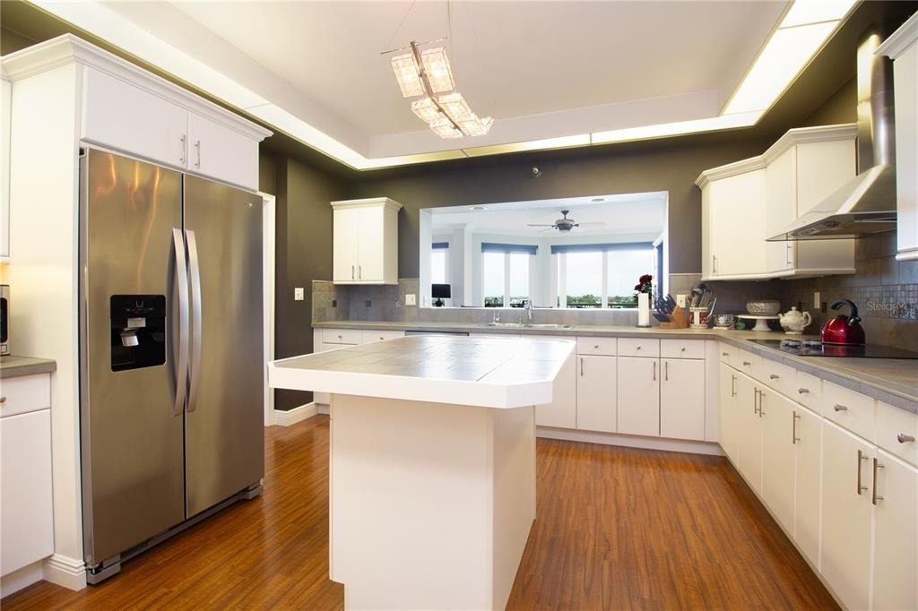 8041 Sailboat Key Boulevard S - Photo 7