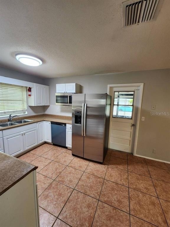2913 Bayeux Avenue - Photo 20