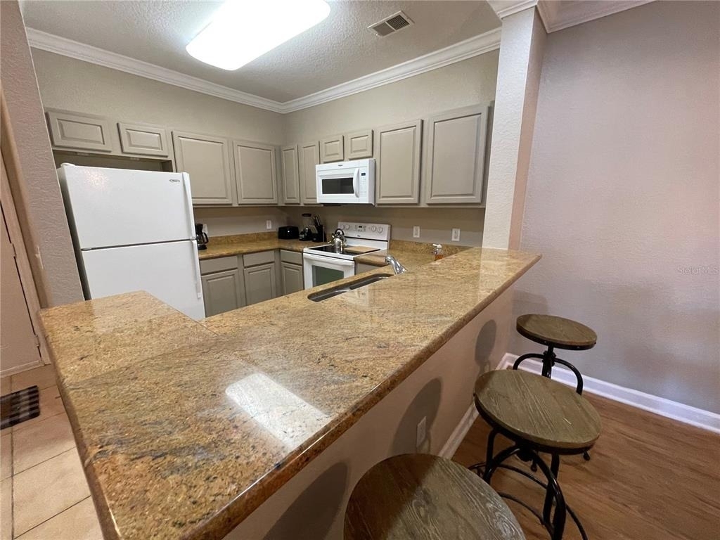 1361 Tuscan Terrace - Photo 6