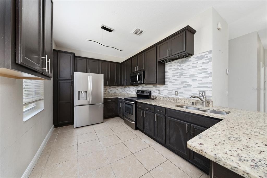2962 White Cedar Dr - Photo 6