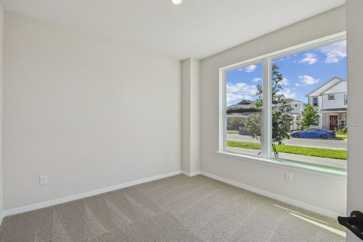 3077 Voyager Avenue - Photo 8