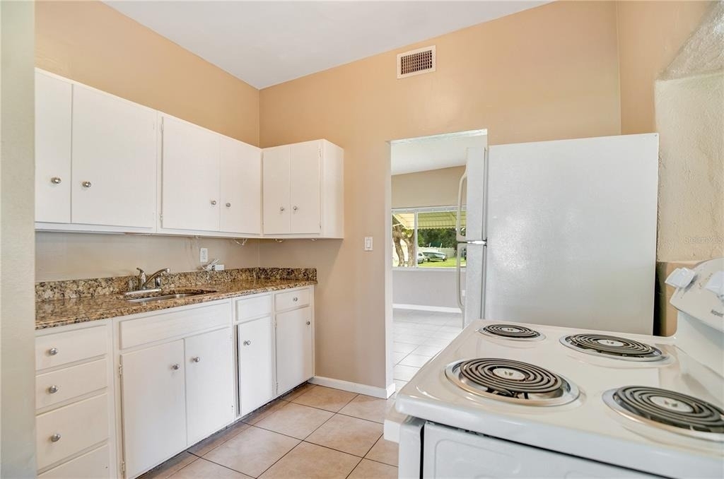 11515 Baltic Street - Photo 2