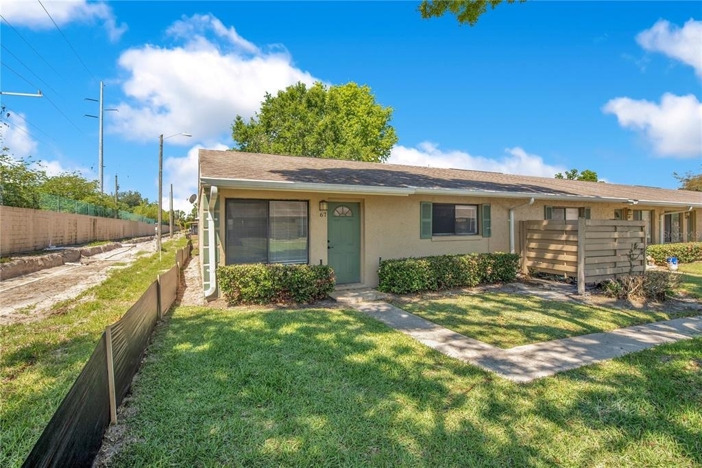 725 Northlake Boulevard - Photo 1