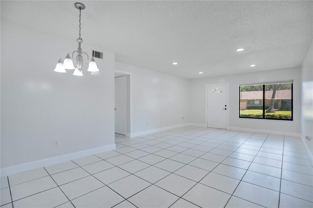 725 Northlake Boulevard - Photo 5