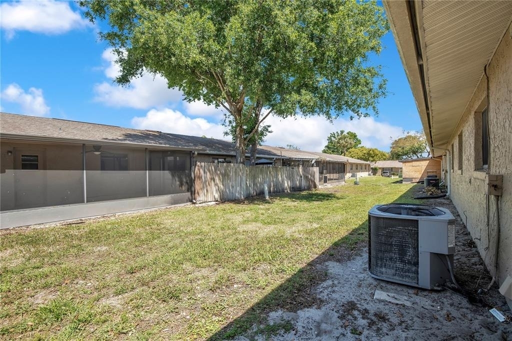 725 Northlake Boulevard - Photo 18