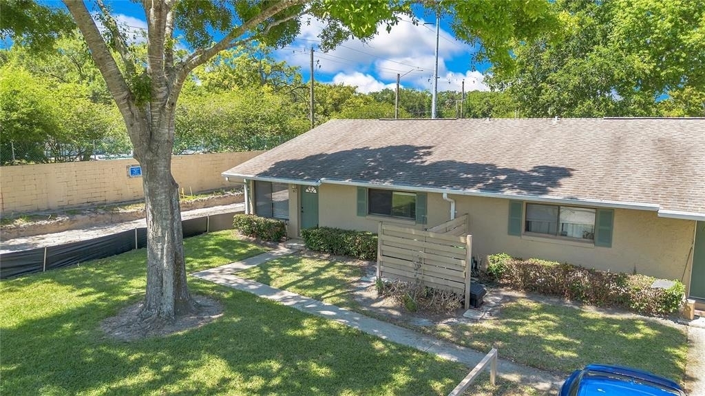 725 Northlake Boulevard - Photo 20