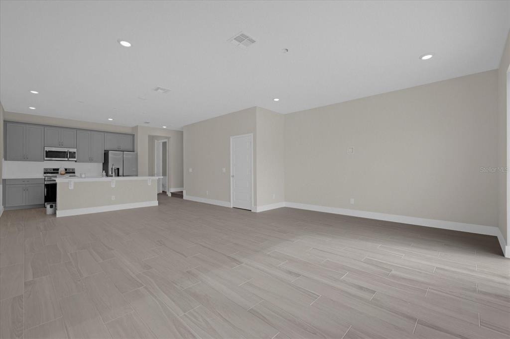 7838 Spectrum Drive - Photo 8