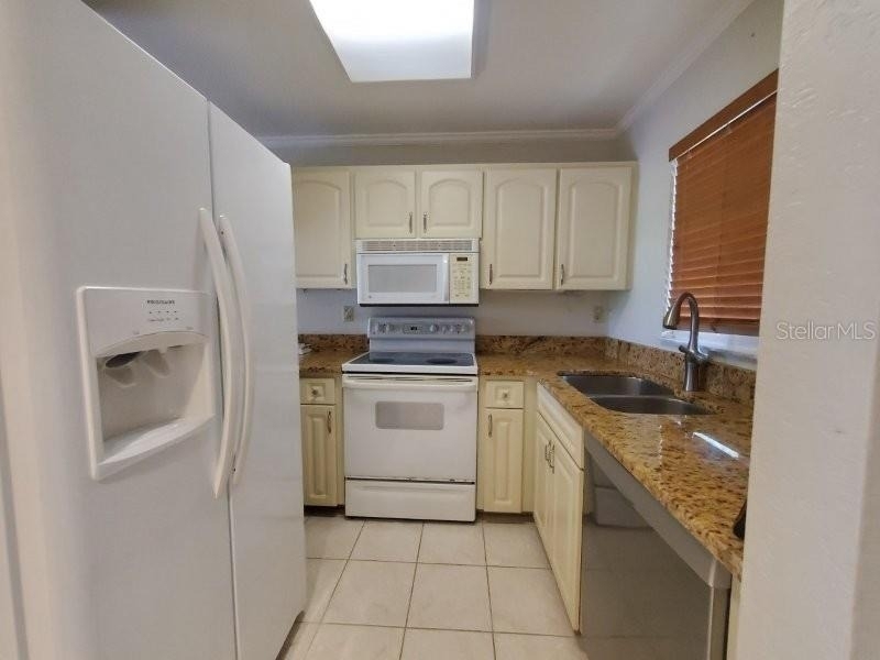 3221 White Ibis Court - Photo 8