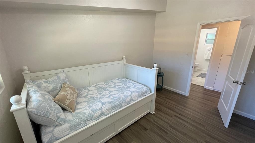 2504 S Milmar Drive - Photo 22