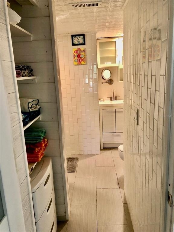 102 Capri Isles Boulevard - Photo 21