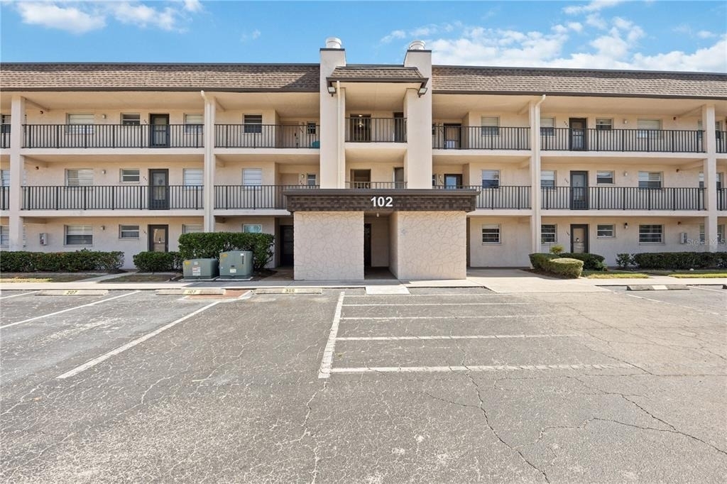 102 Capri Isles Boulevard - Photo 26